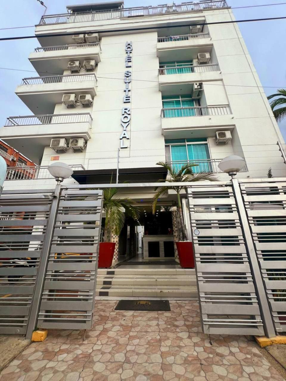 Hotel Suite Royal ميلغار المظهر الخارجي الصورة