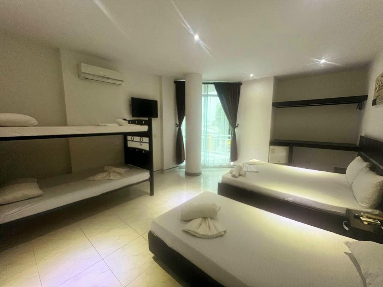 Hotel Suite Royal ميلغار المظهر الخارجي الصورة
