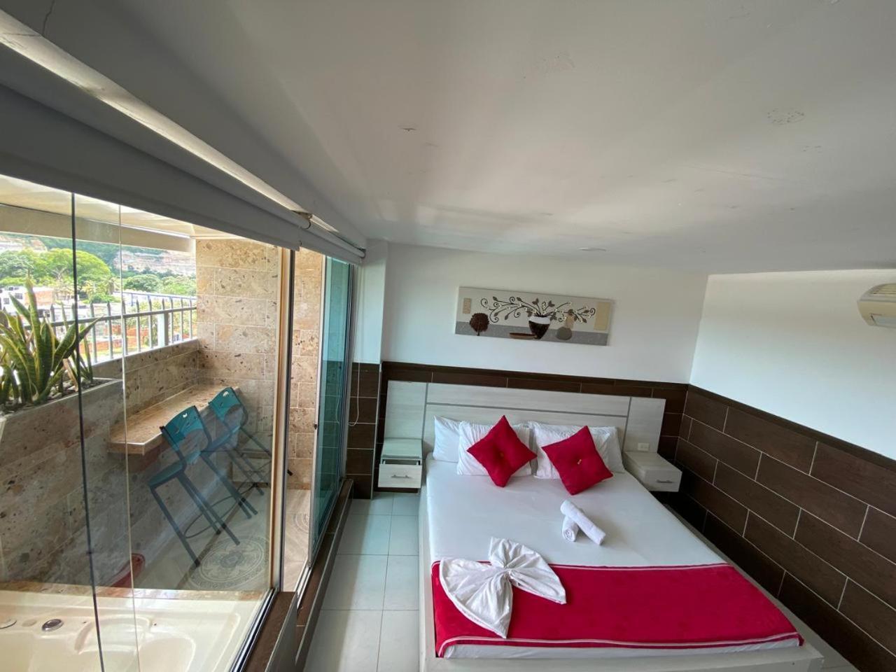 Hotel Suite Royal ميلغار المظهر الخارجي الصورة