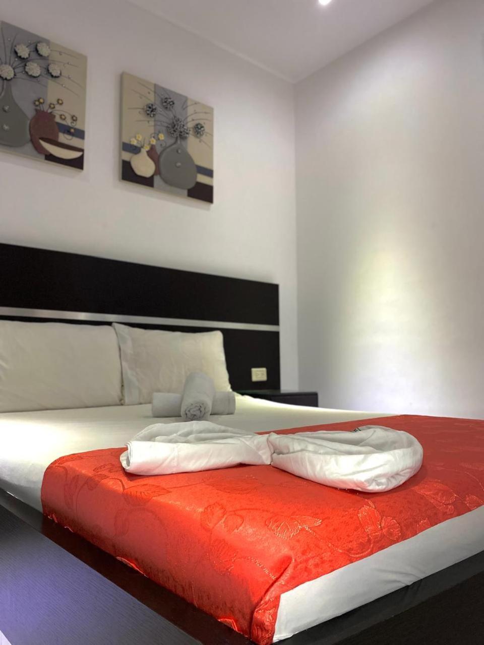 Hotel Suite Royal ميلغار المظهر الخارجي الصورة