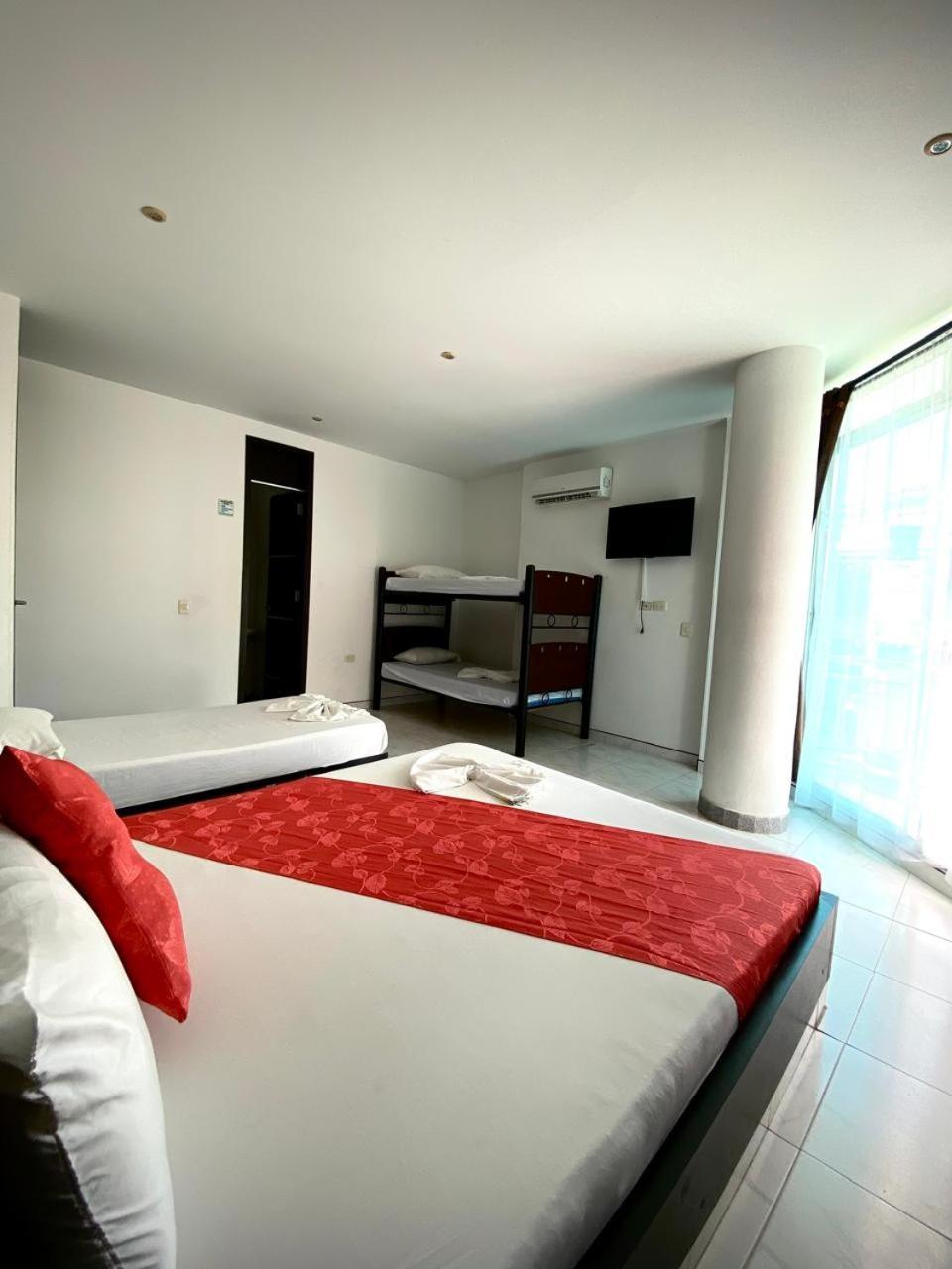 Hotel Suite Royal ميلغار المظهر الخارجي الصورة