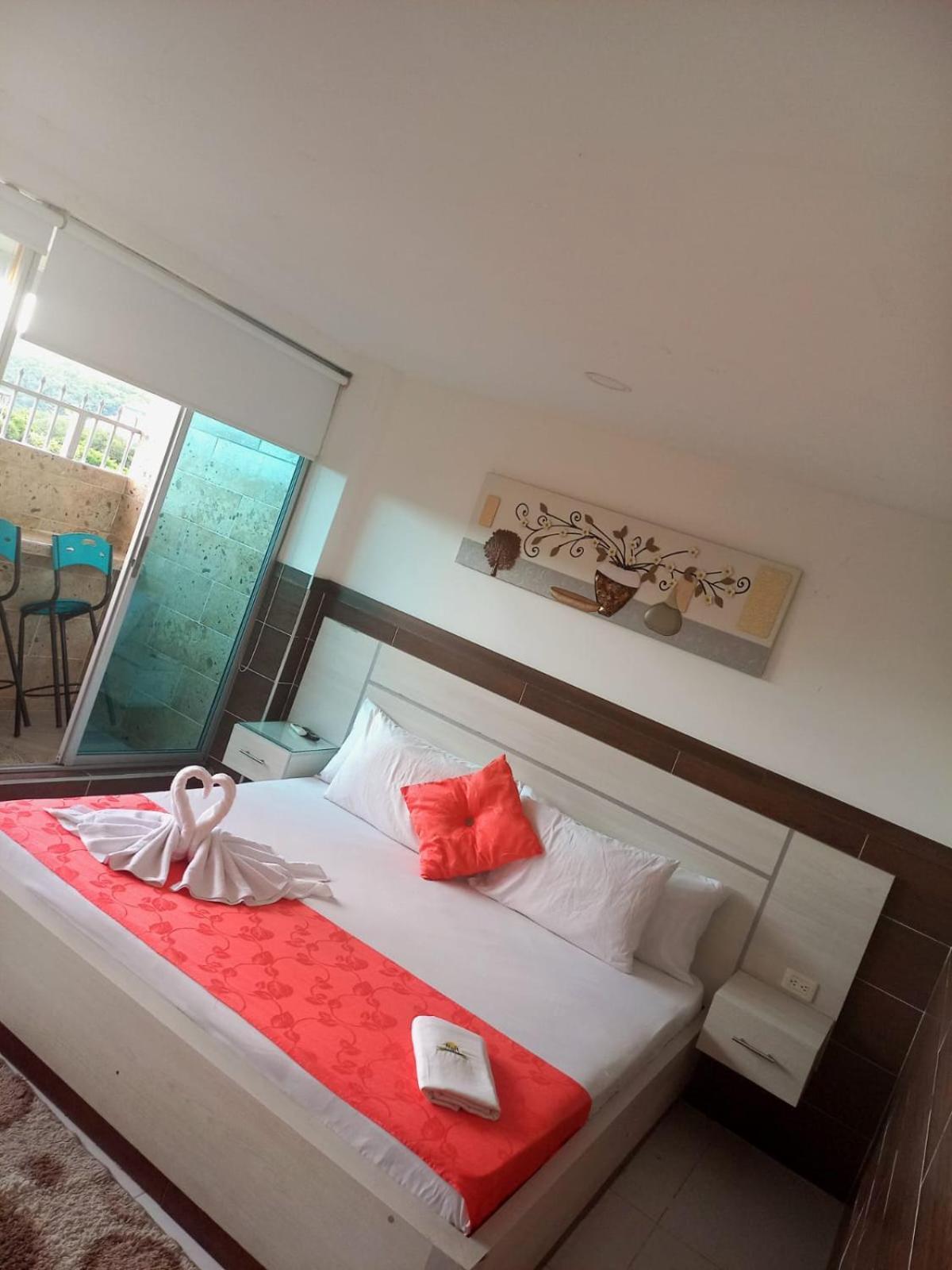 Hotel Suite Royal ميلغار المظهر الخارجي الصورة